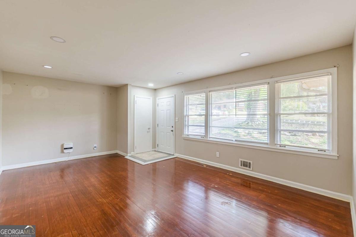 1157 Helen Street Morrow - 7