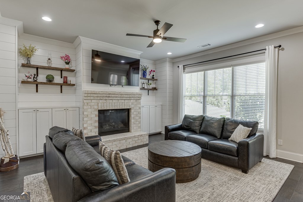 500 Hill Street Buford - 23