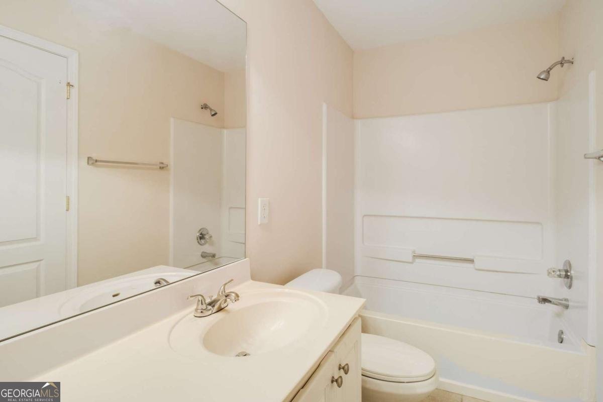 650 VIRGINIA HIGHLANDS Fayetteville - 19