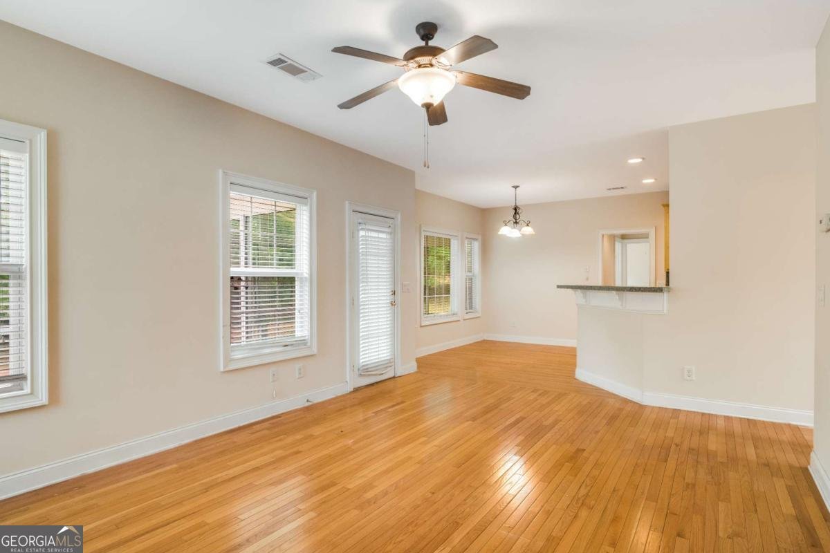 650 VIRGINIA HIGHLANDS Fayetteville - 6