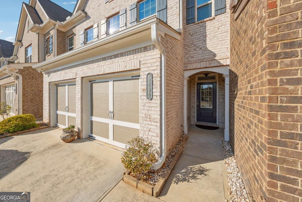 1635 Hampton Oaks Drive Alpharetta - 3