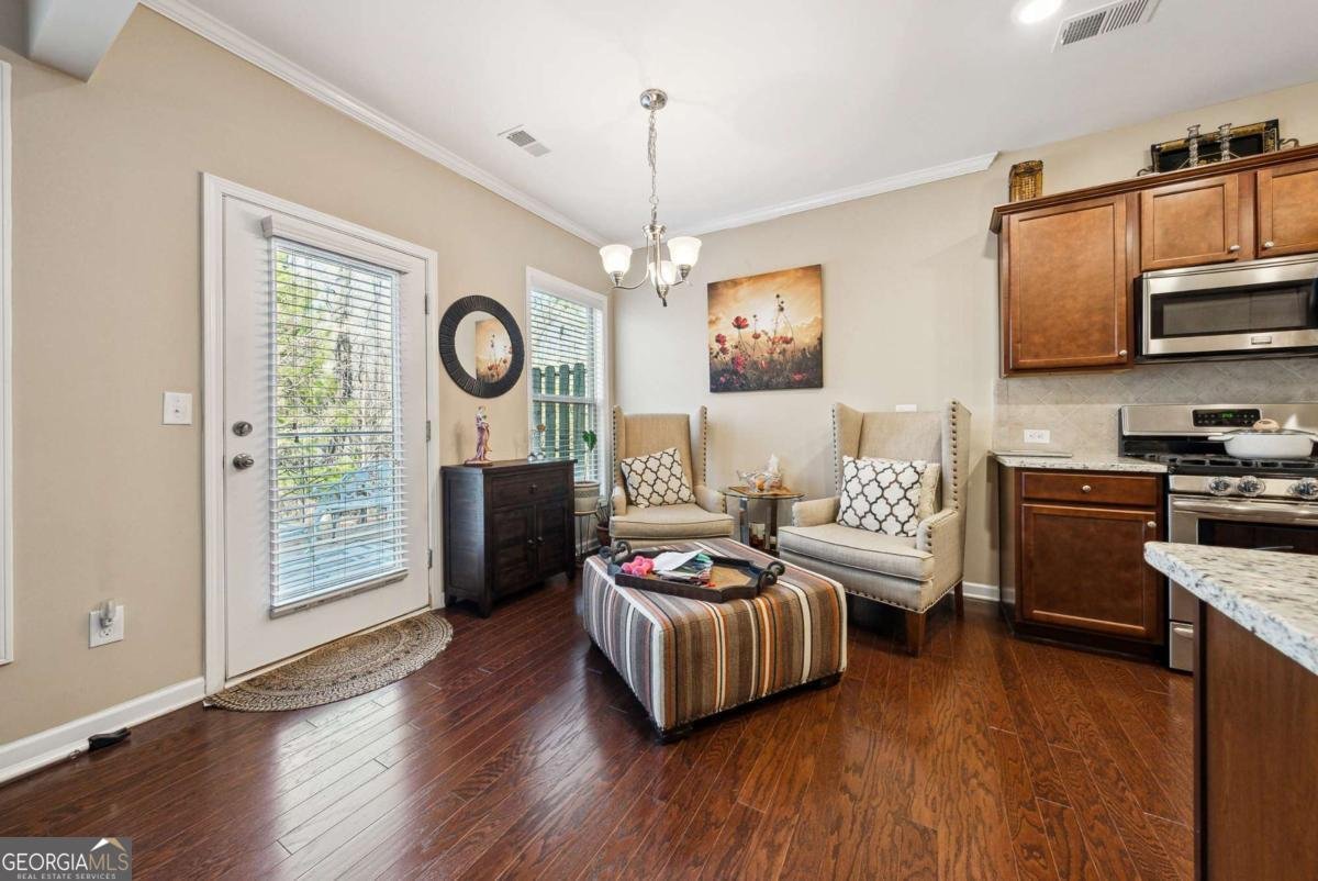 1635 Hampton Oaks Drive Alpharetta - 9