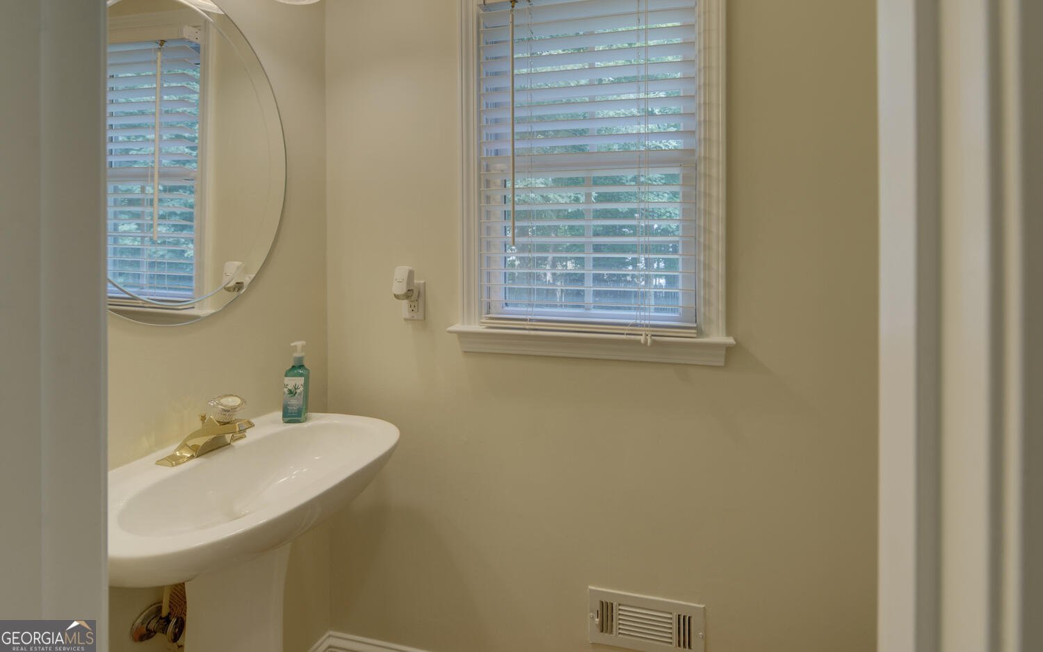 1871 Birch Briar Bend Lawrenceville - 1