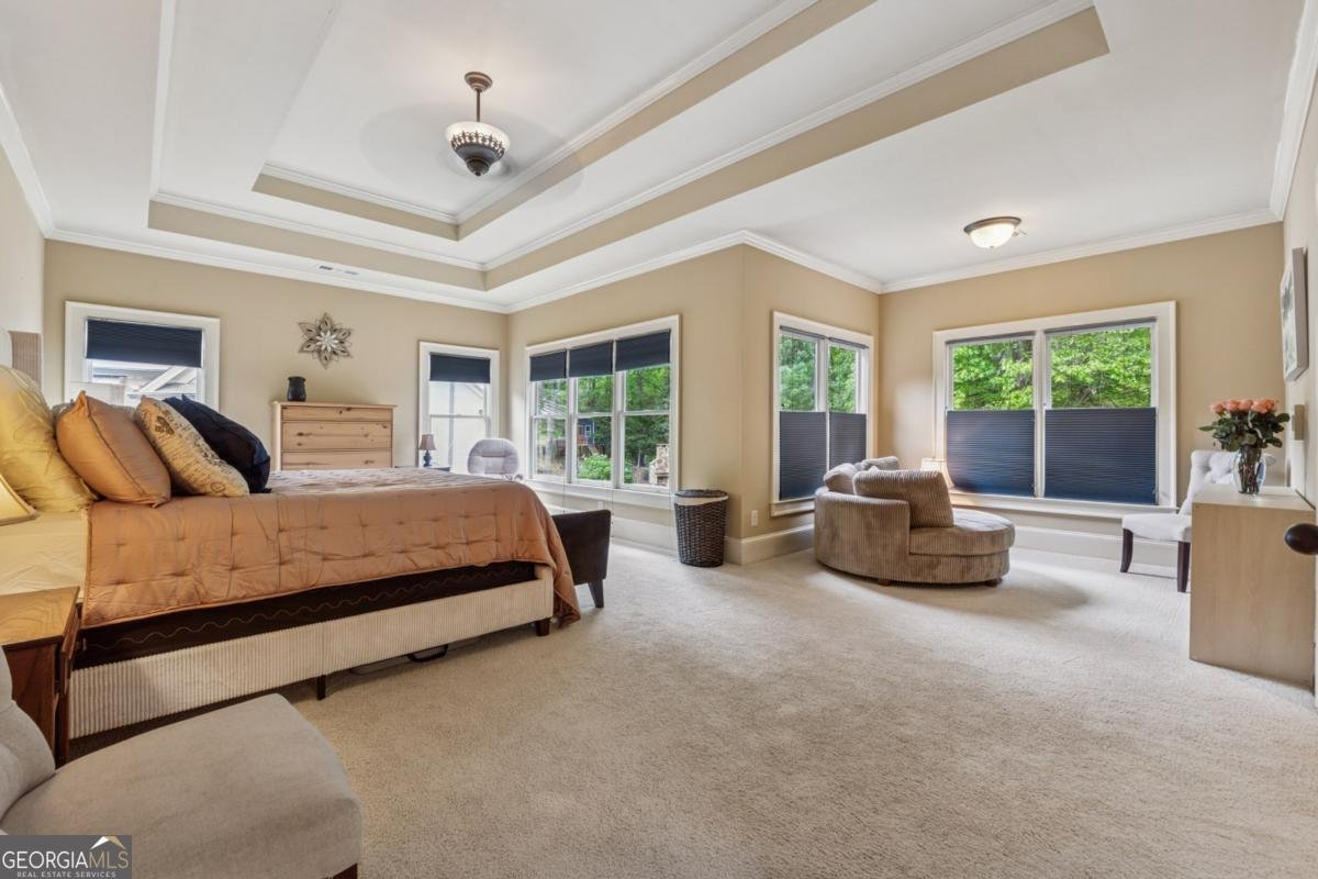 2551 Raintree Drive Atlanta - 33
