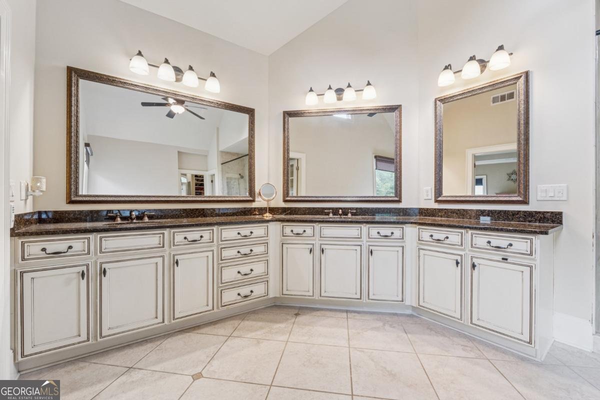 2551 Raintree Drive Atlanta - 36