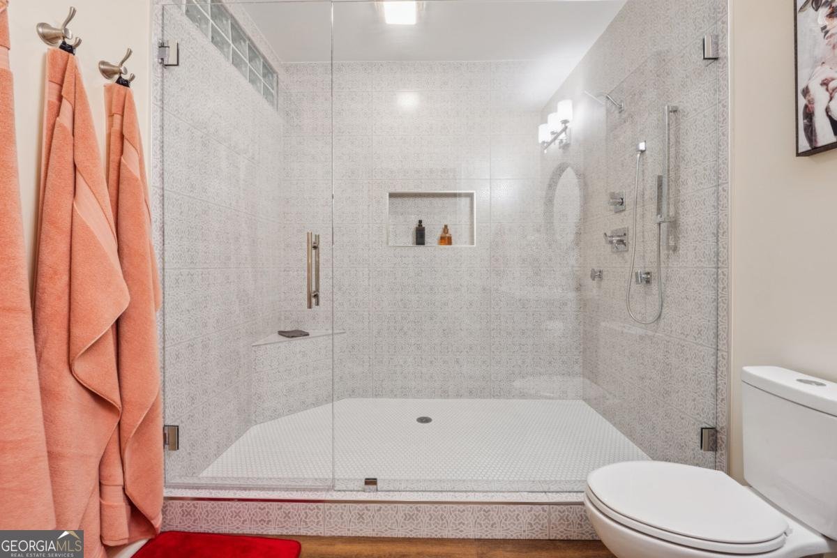 2551 Raintree Drive Atlanta - 46
