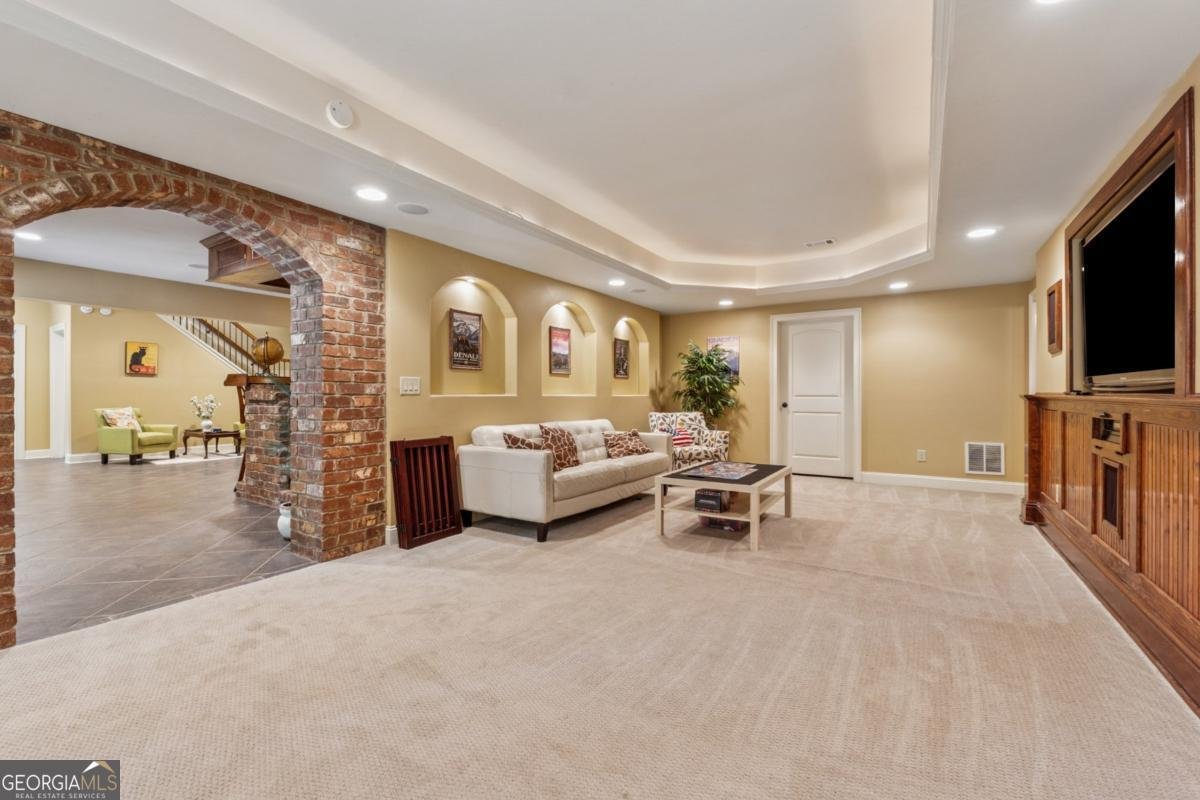 2551 Raintree Drive Atlanta - 52