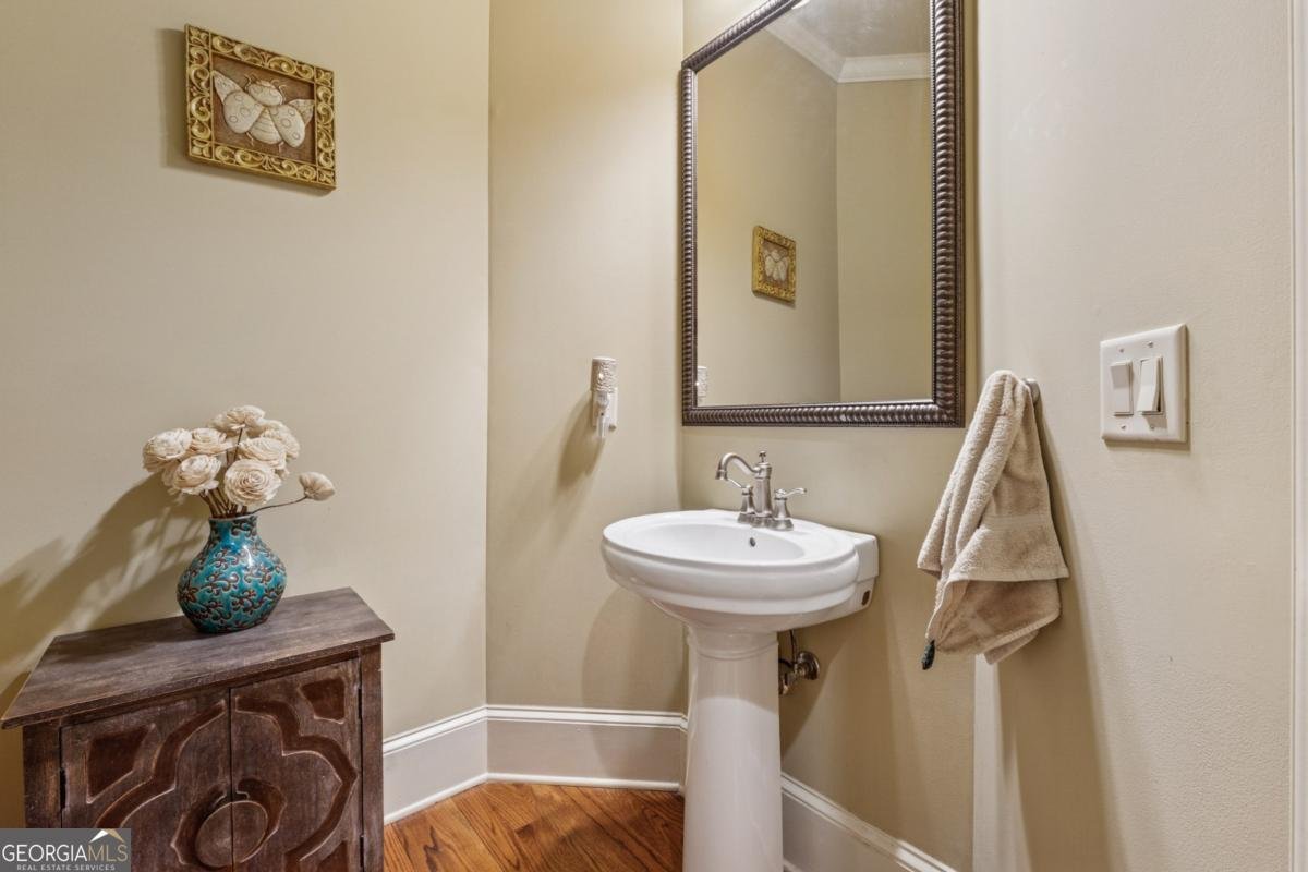 2551 Raintree Drive Atlanta - 55
