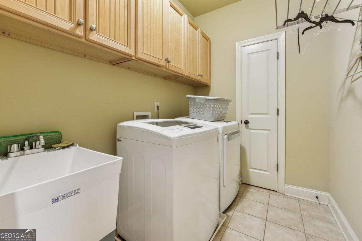 2551 Raintree Drive Atlanta - 56