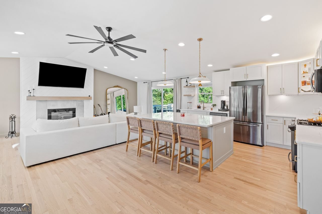 369 Arnold Mill Road Woodstock - 5