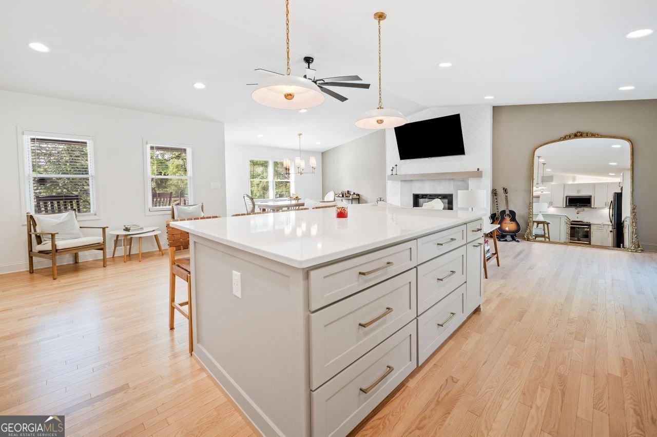 369 Arnold Mill Road Woodstock - 9