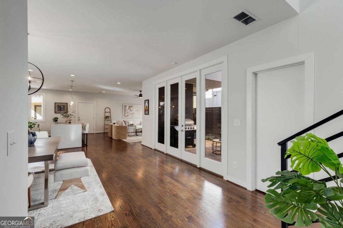 205 Wilbur Avenue Atlanta - 16