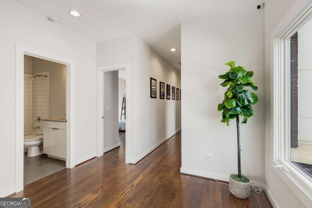 205 Wilbur Avenue Atlanta - 20