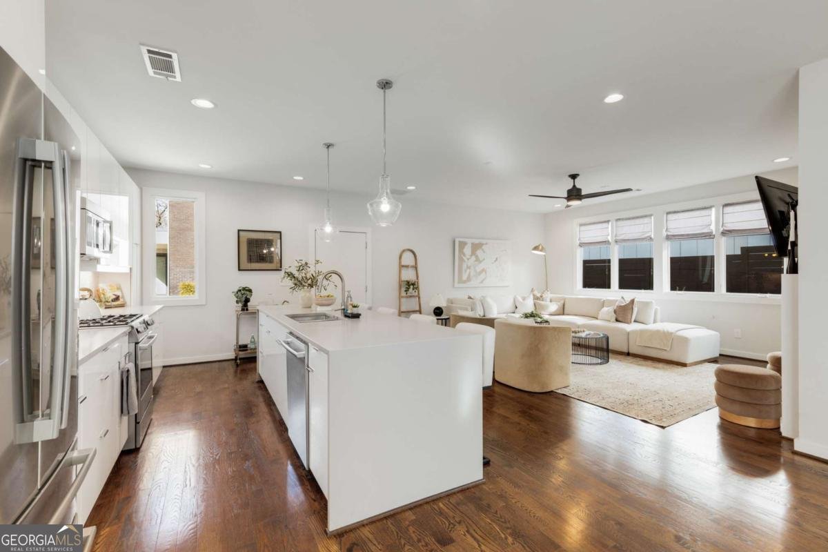 205 Wilbur Avenue Atlanta - 6