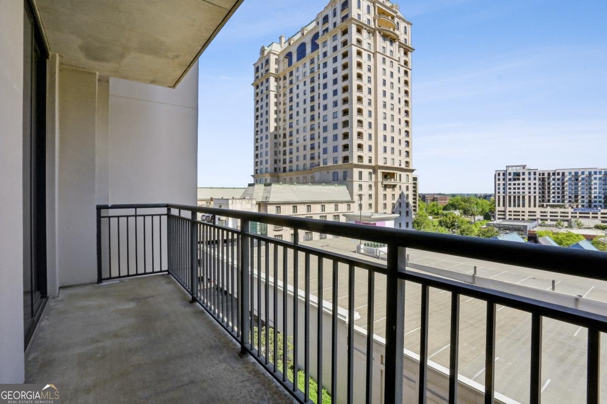 3040 Peachtree Road Atlanta - 4