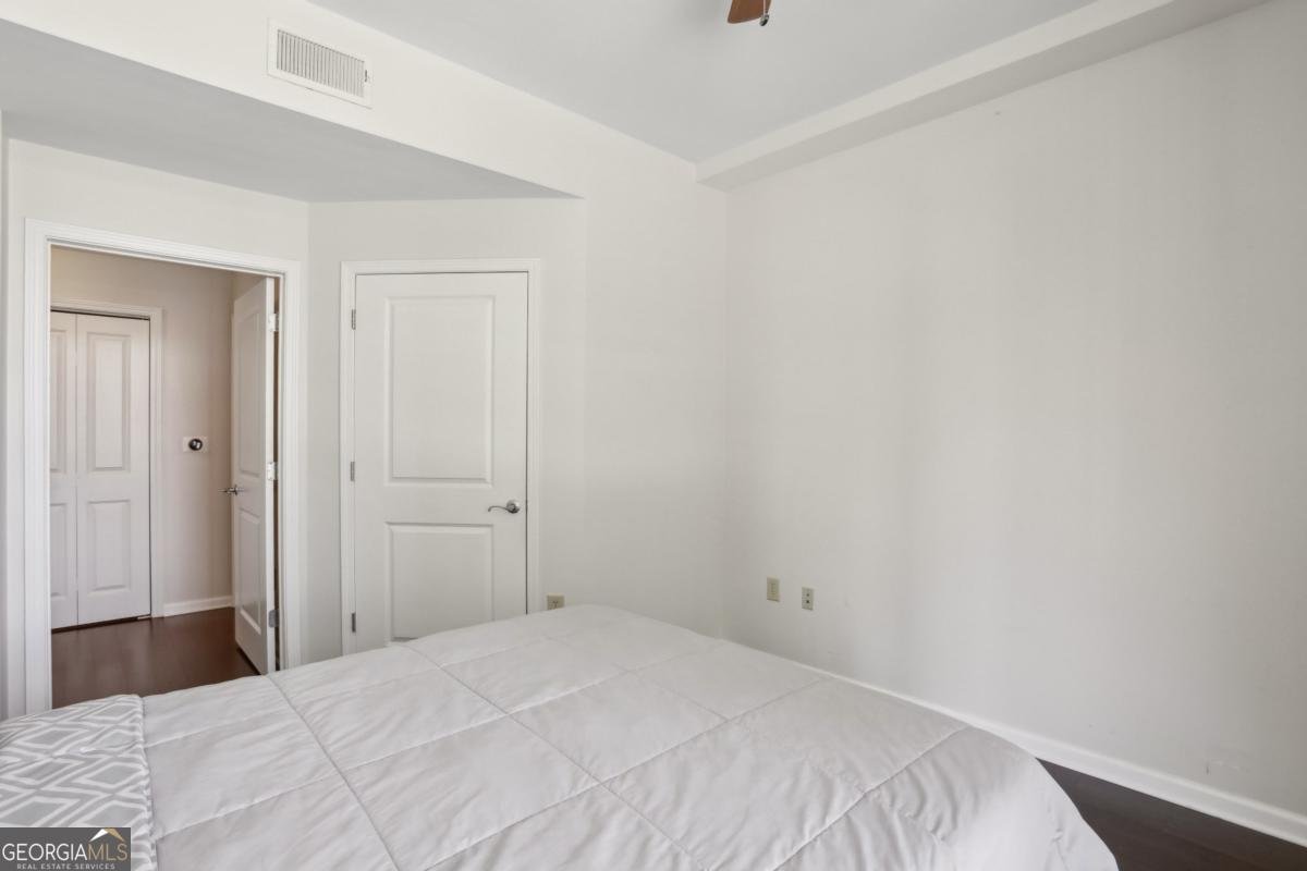 3040 Peachtree Road Atlanta - 6