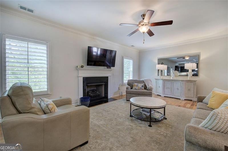544 Pine Way Dallas - 15