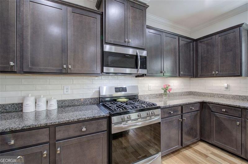 544 Pine Way Dallas - 23