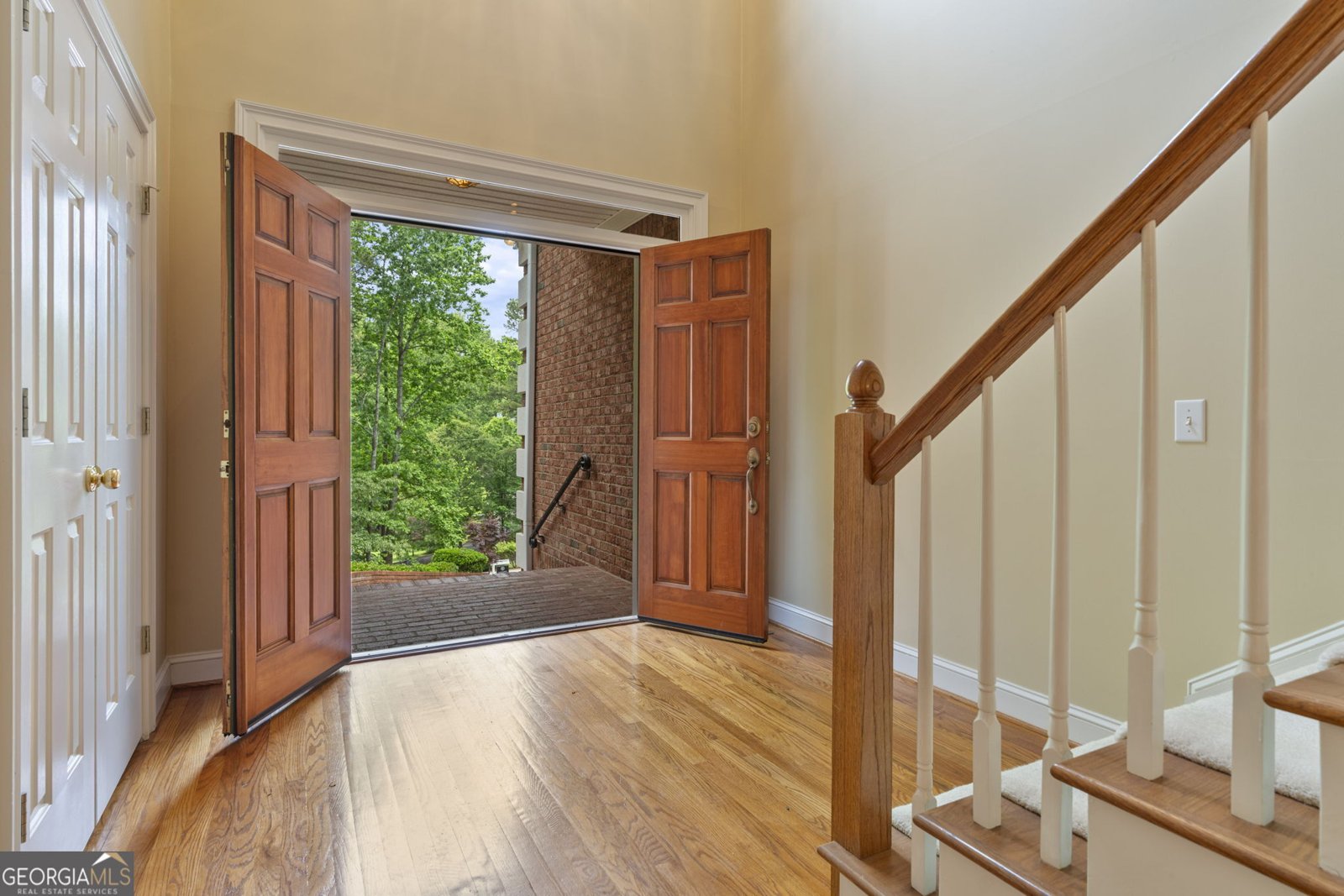 7830 7830 Kings Point Drive Cumming - 11
