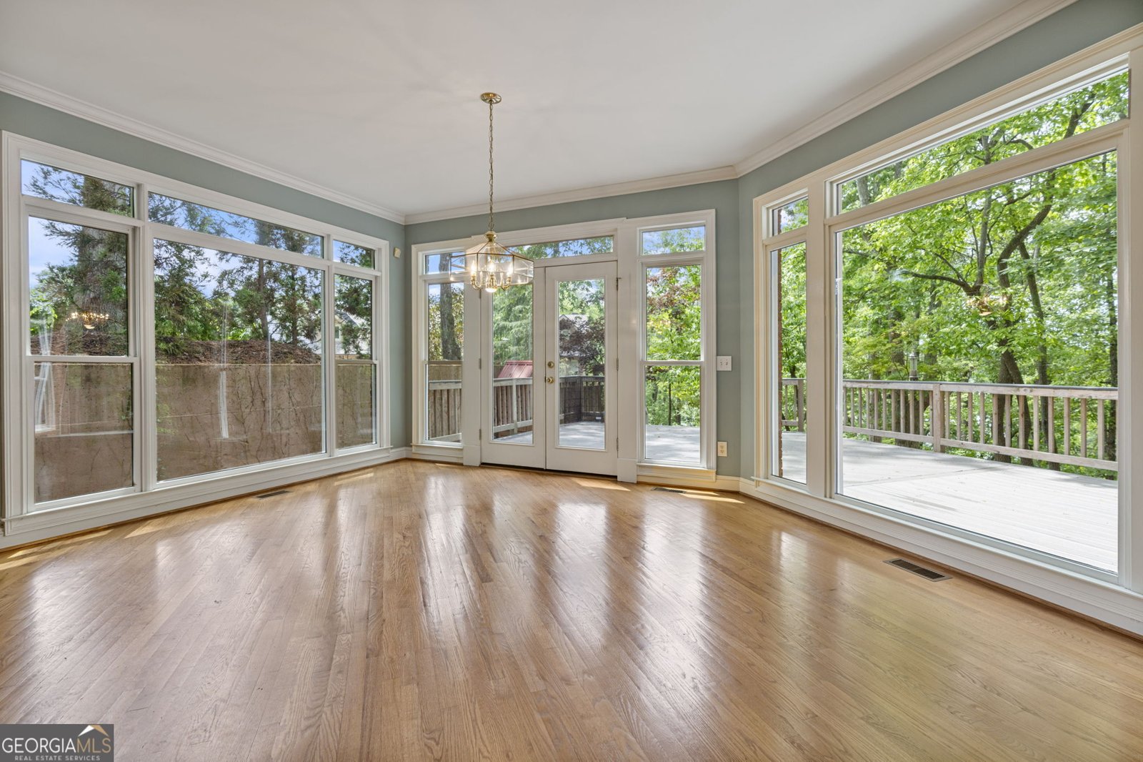 7830 7830 Kings Point Drive Cumming - 14