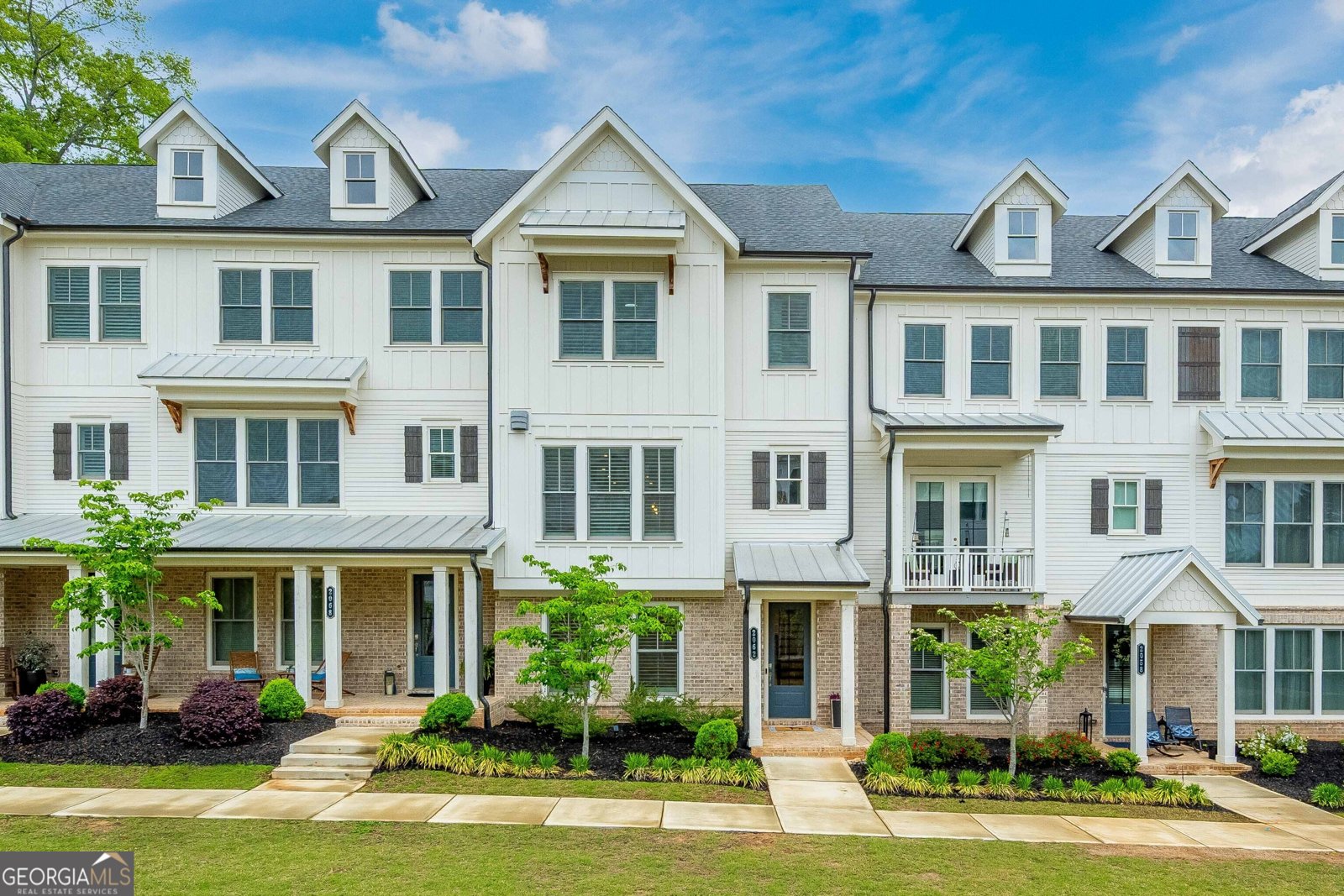 2062 Cortland Road Milton - 1