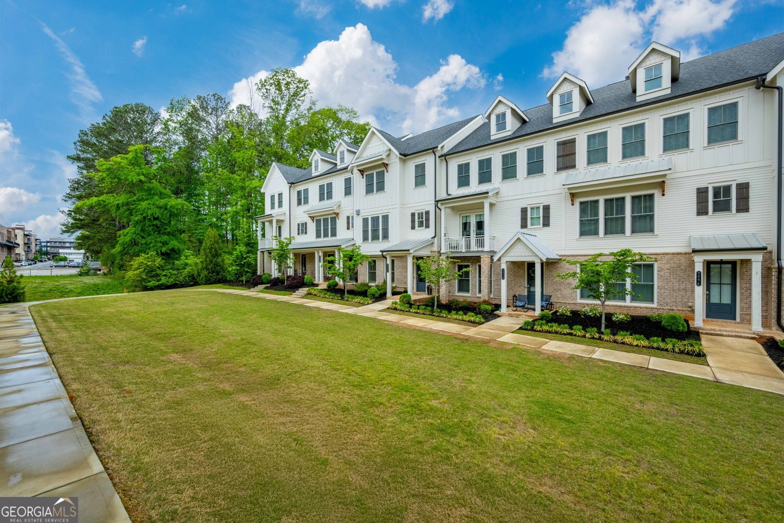 2062 Cortland Road Milton - 2