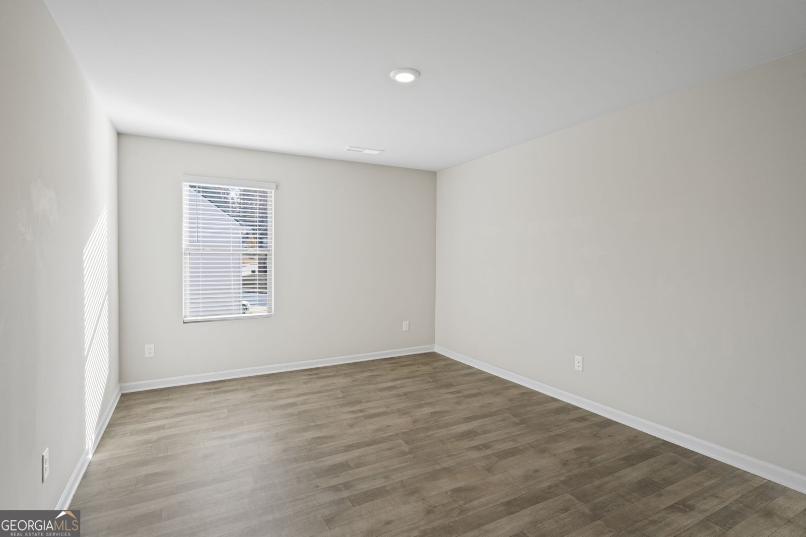 165 Twin Lakes Drive Covington - 29