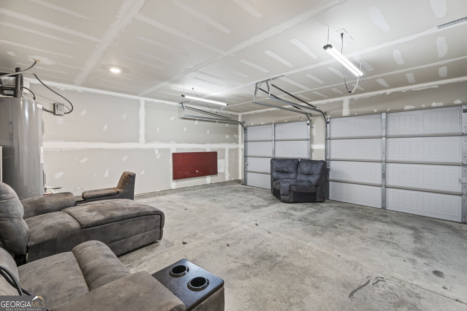 165 Twin Lakes Drive Covington - 37