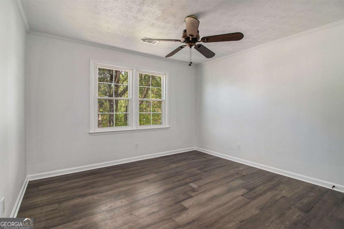 651 Deer Oaks Drive Lawrenceville - 21