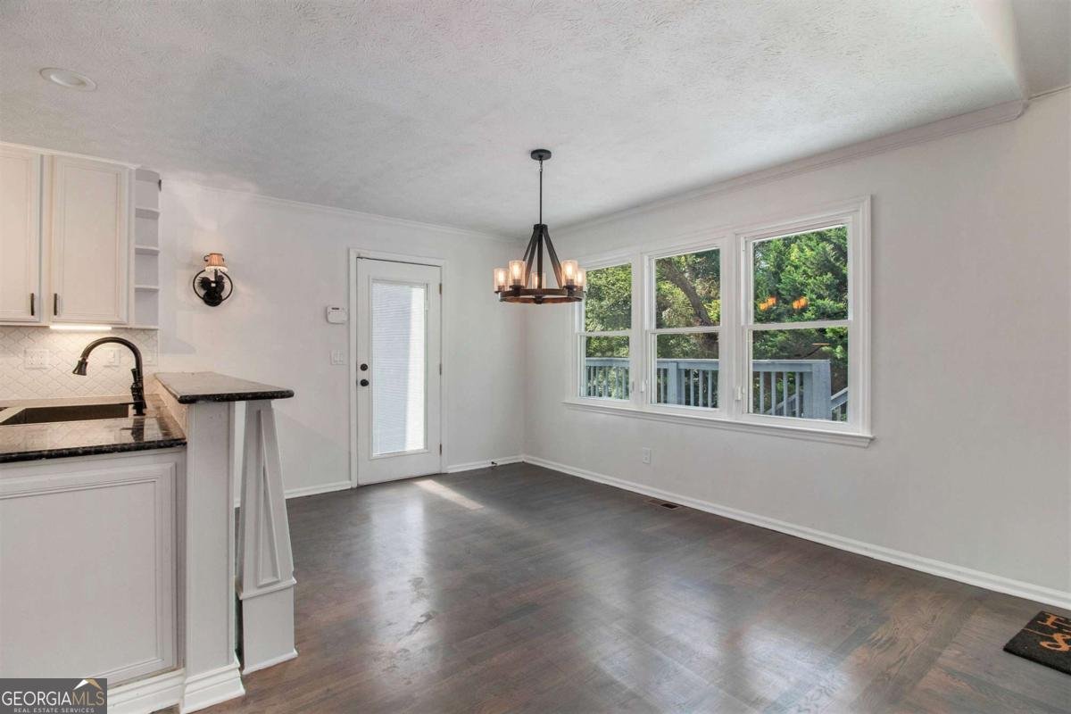 651 Deer Oaks Drive Lawrenceville - 9