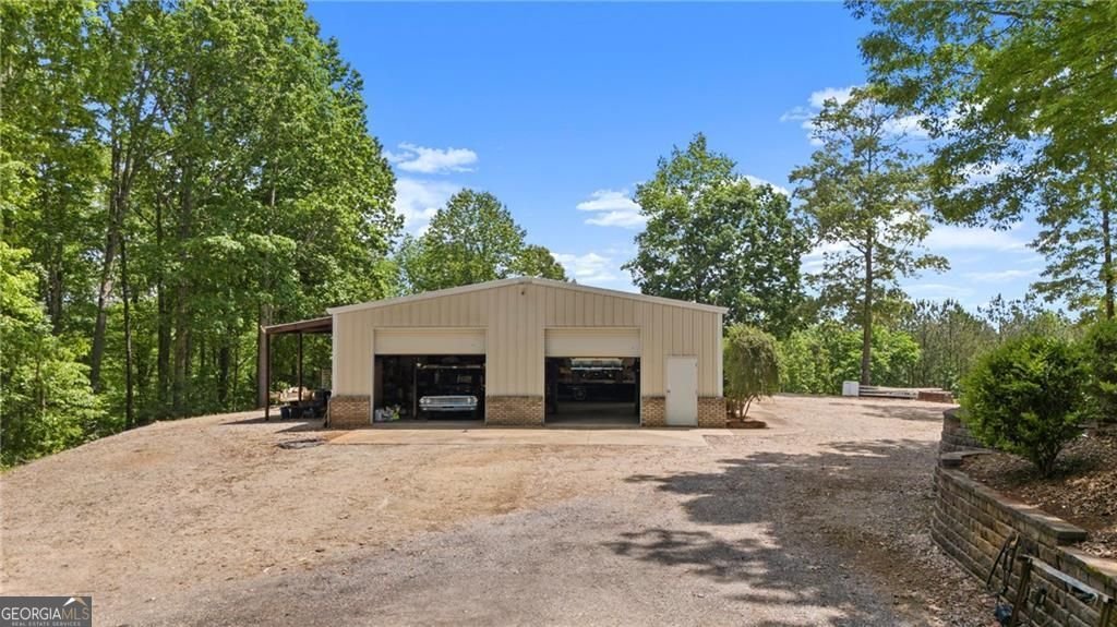922 Florence Road Douglasville - 64