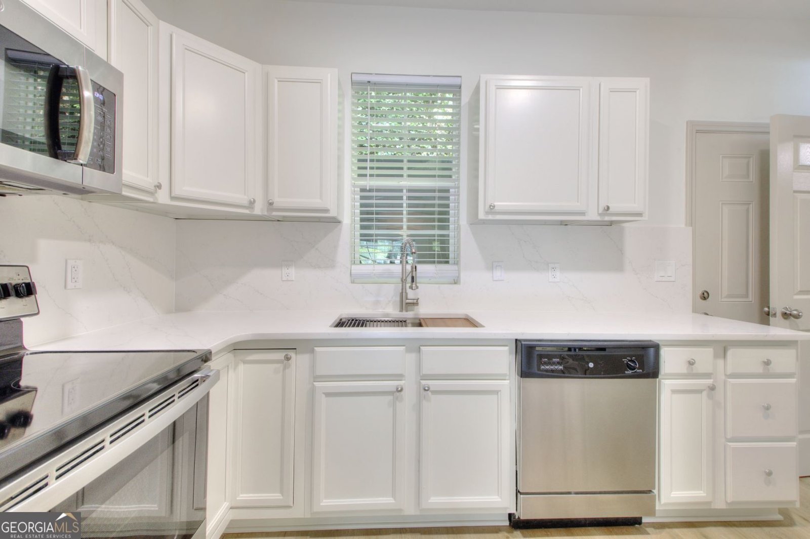 70 Gardenia Drive Atlanta - 21