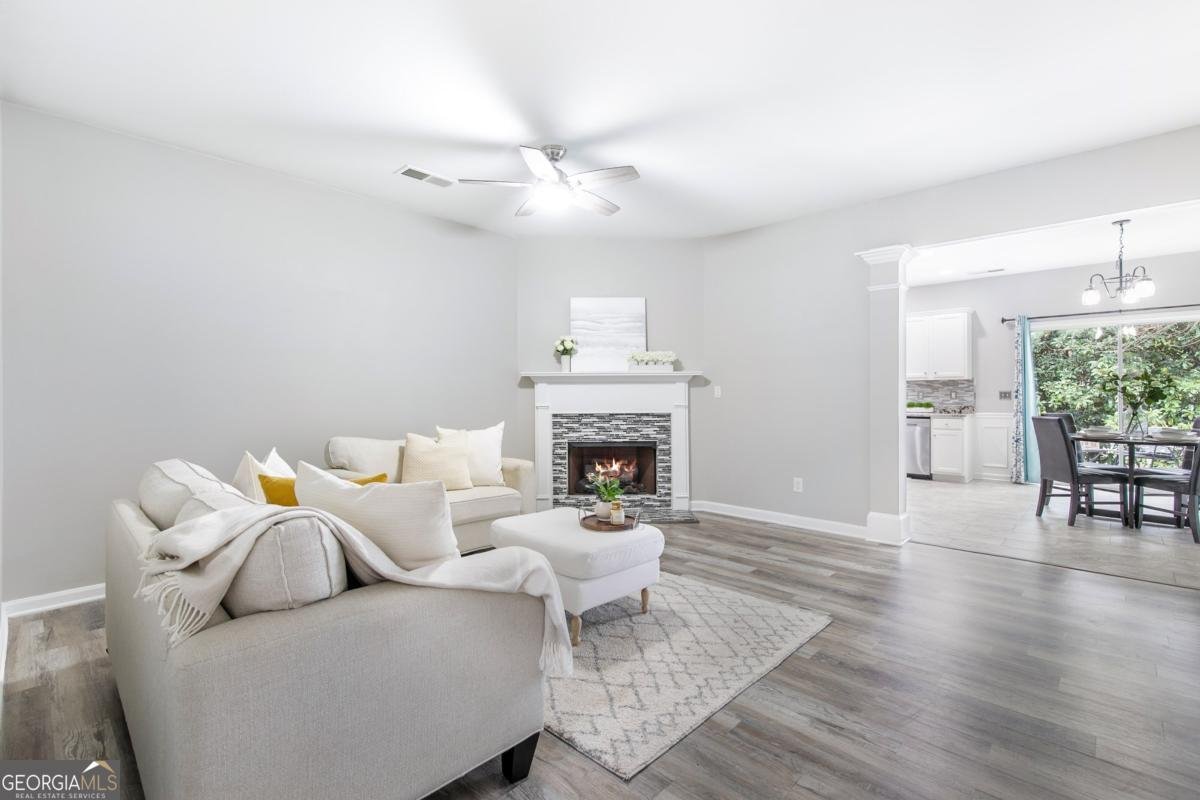 1759 Coleville Oak Lane Lawrenceville - 3