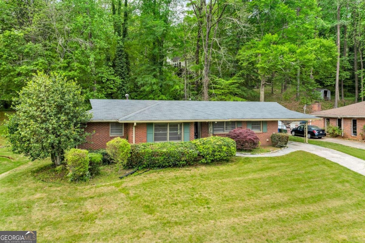 3050 Rebecca Drive Atlanta - 2