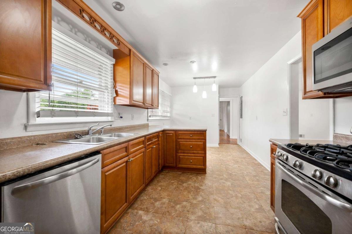 3050 Rebecca Drive Atlanta - 9