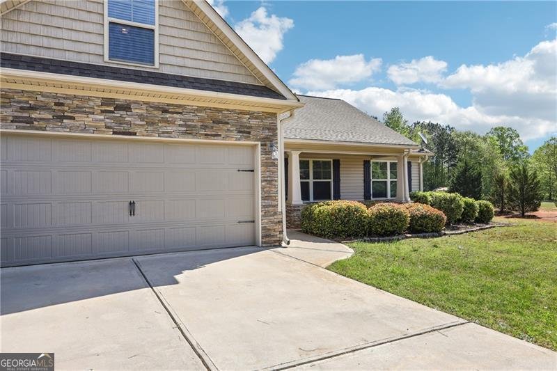 111 Bridle Path Griffin - 4