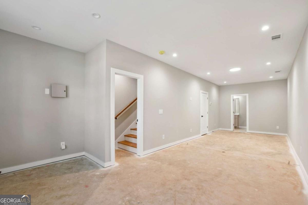 1095 Tucker Avenue Atlanta - 22