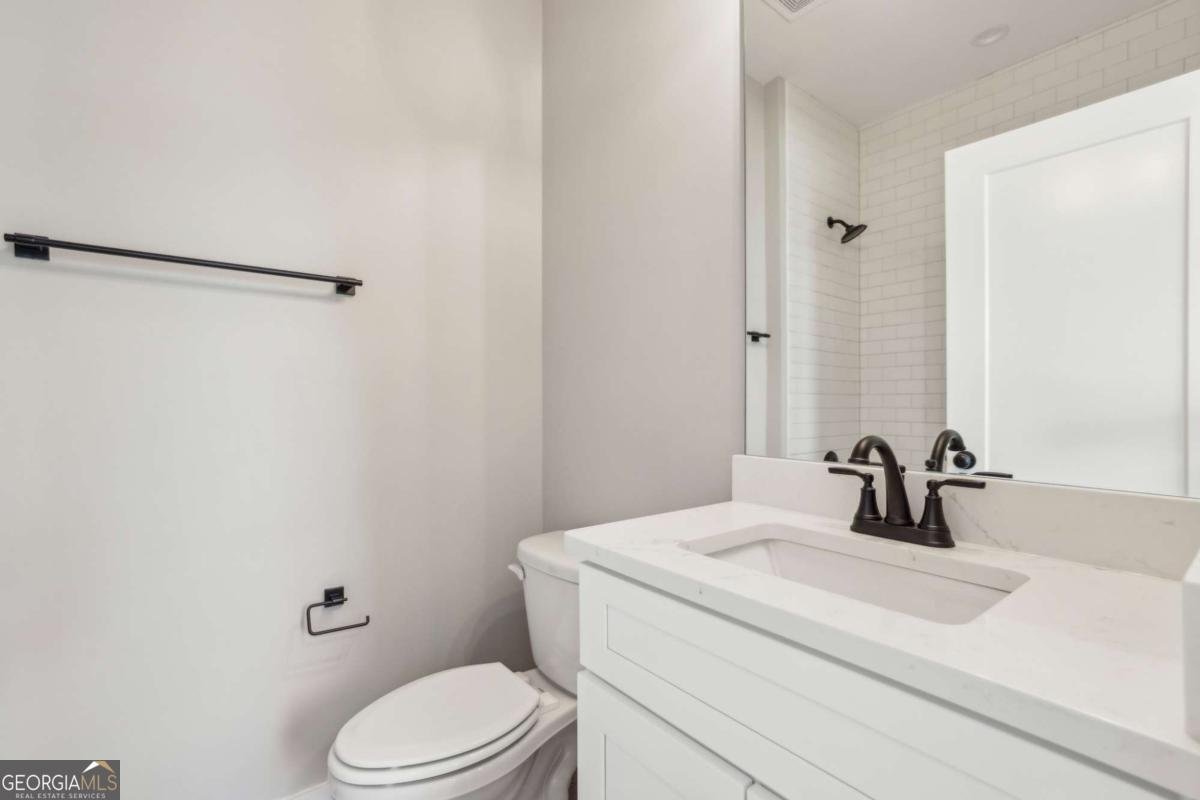 1095 Tucker Avenue Atlanta - 17