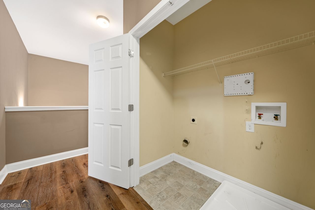 548 Myrtle Trace Lane Suwanee - 1