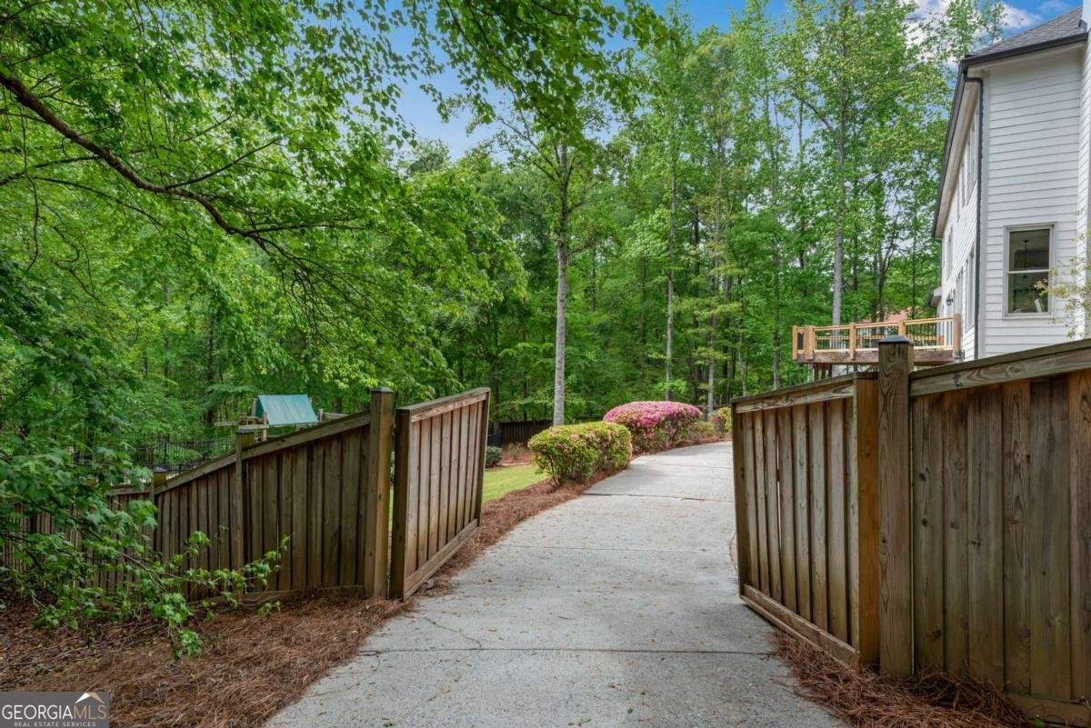 1400 Squire Lane Cumming - 72