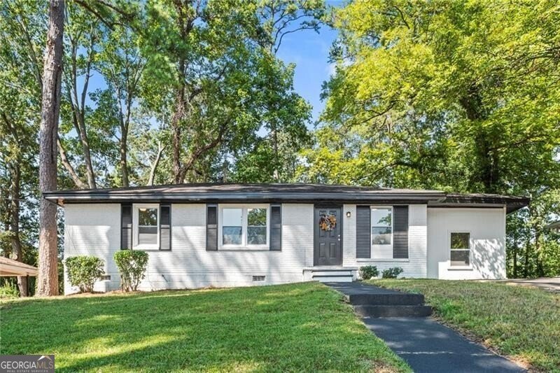 2905 Gresham Road Atlanta - 1