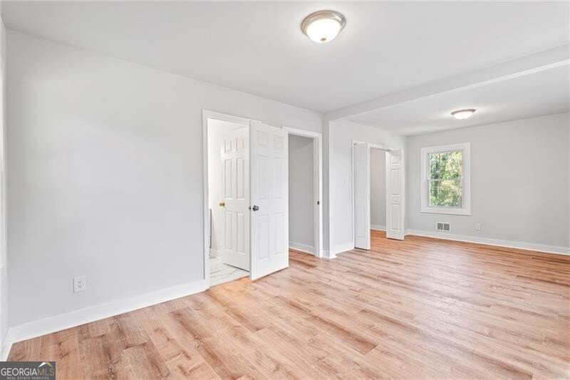 2905 Gresham Road Atlanta - 24