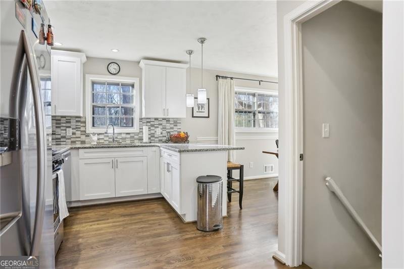 409 Katherine Lane Woodstock - 14