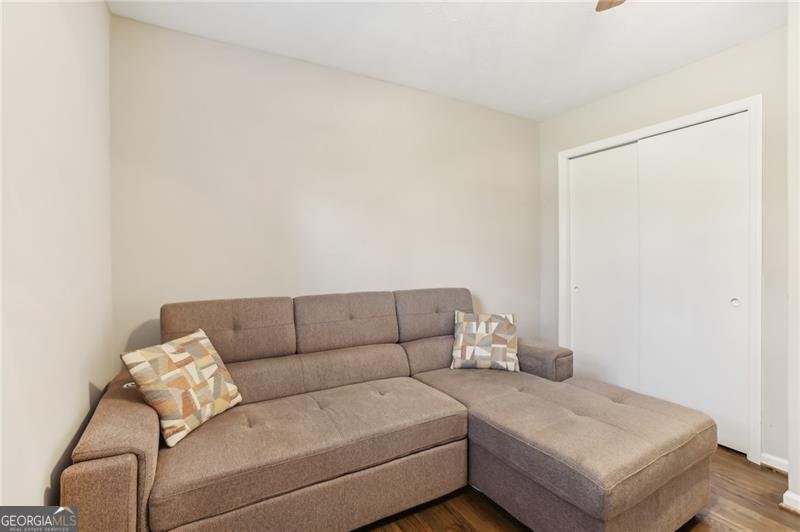 409 Katherine Lane Woodstock - 32