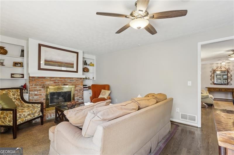409 Katherine Lane Woodstock - 7