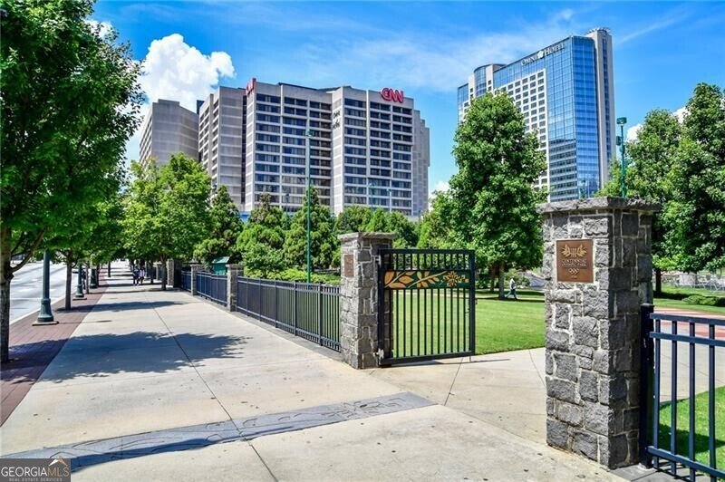 215 Piedmont Avenue Atlanta - 30