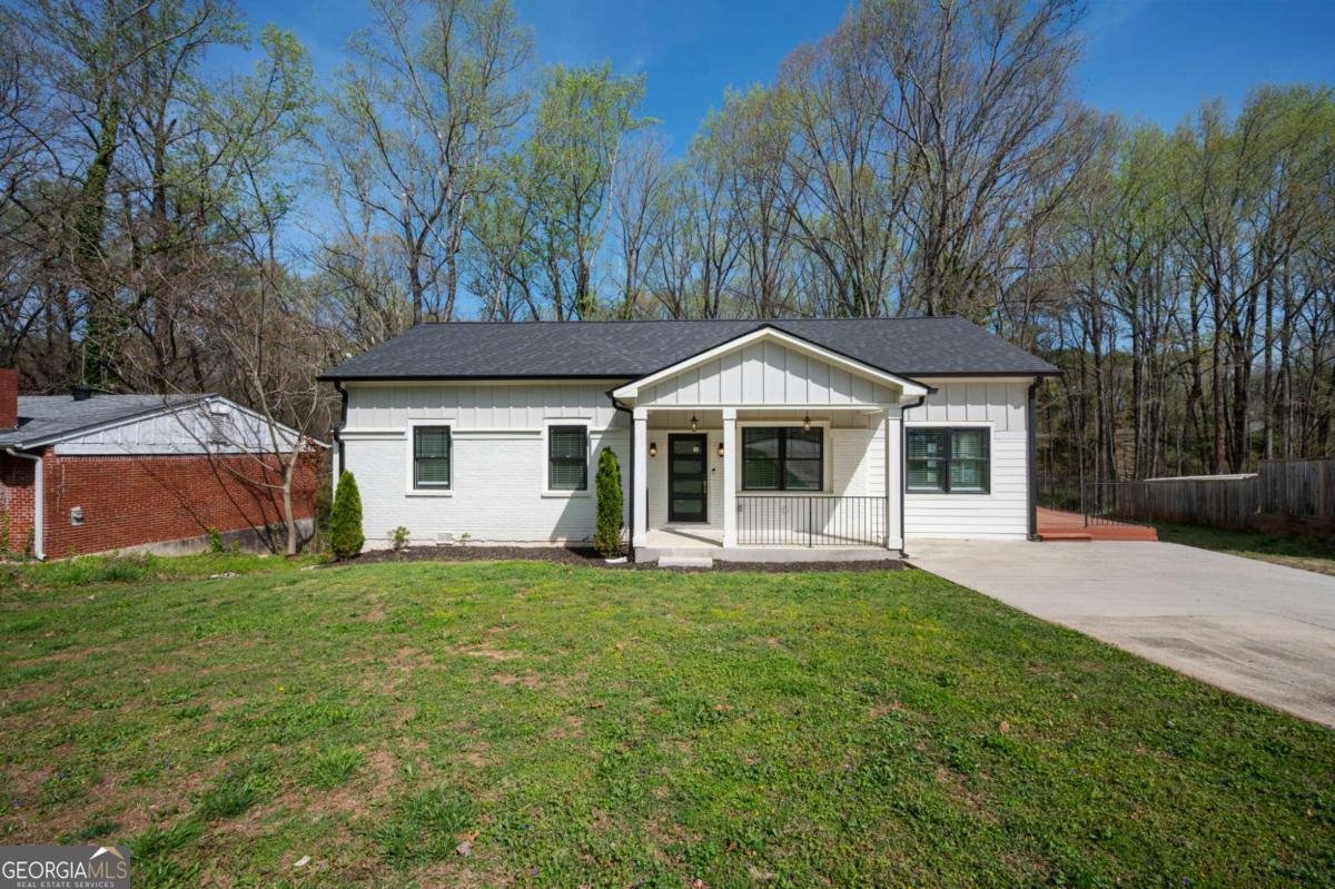 2373 Bouldercliff Way Atlanta - 1
