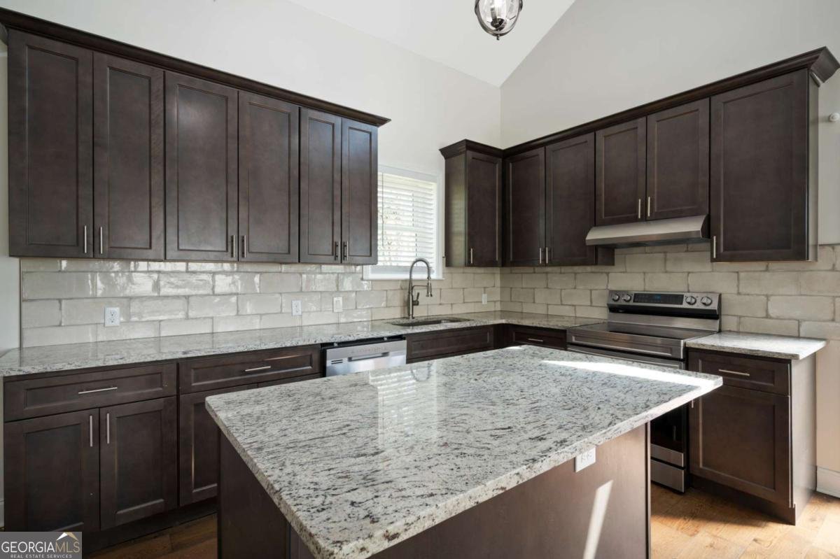 2373 Bouldercliff Way Atlanta - 16