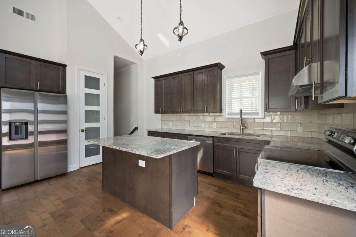 2373 Bouldercliff Way Atlanta - 17