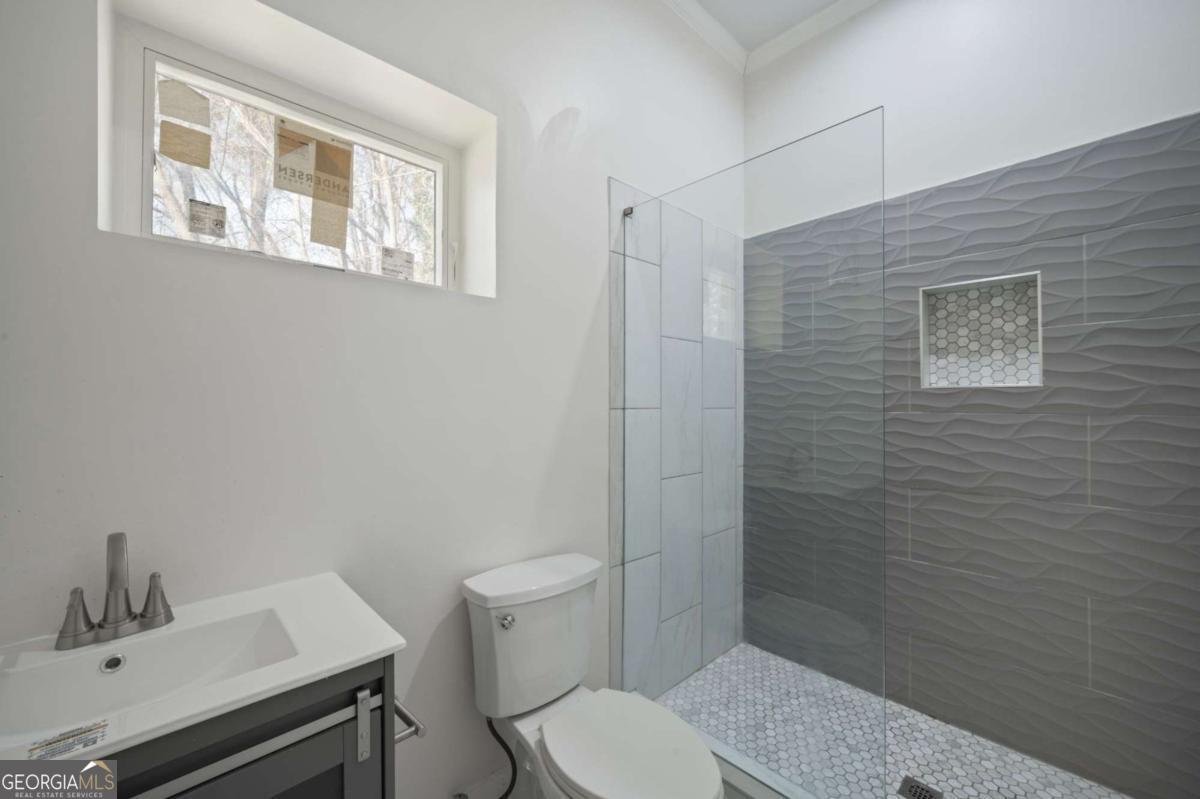 2373 Bouldercliff Way Atlanta - 28